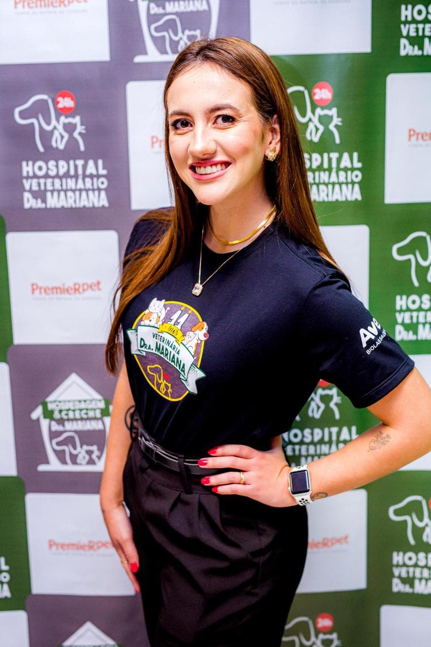 Dra. Júlia Alves